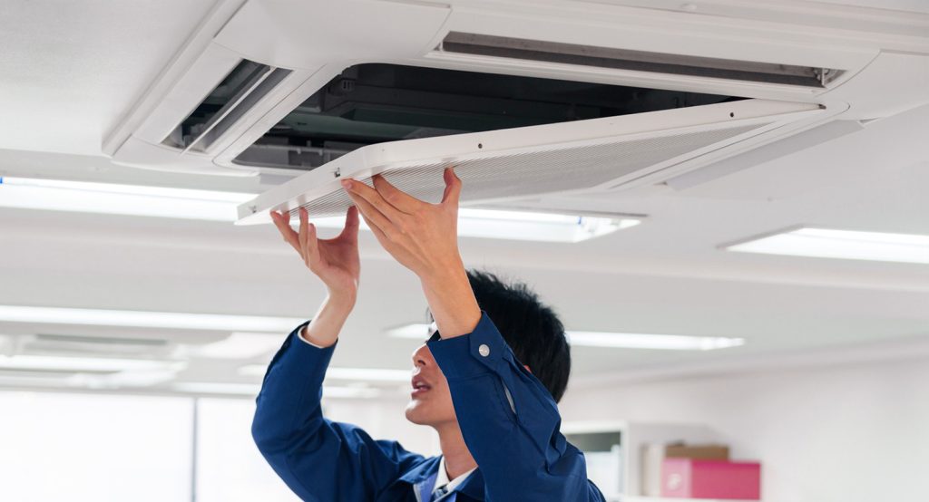 天井埋め込み業務用エアコン工事