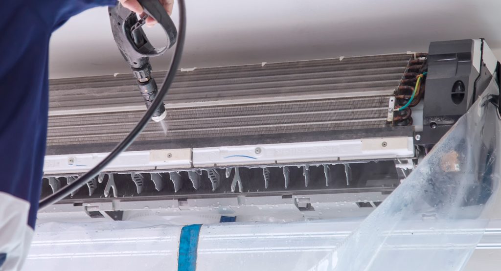 エアコン分解洗浄